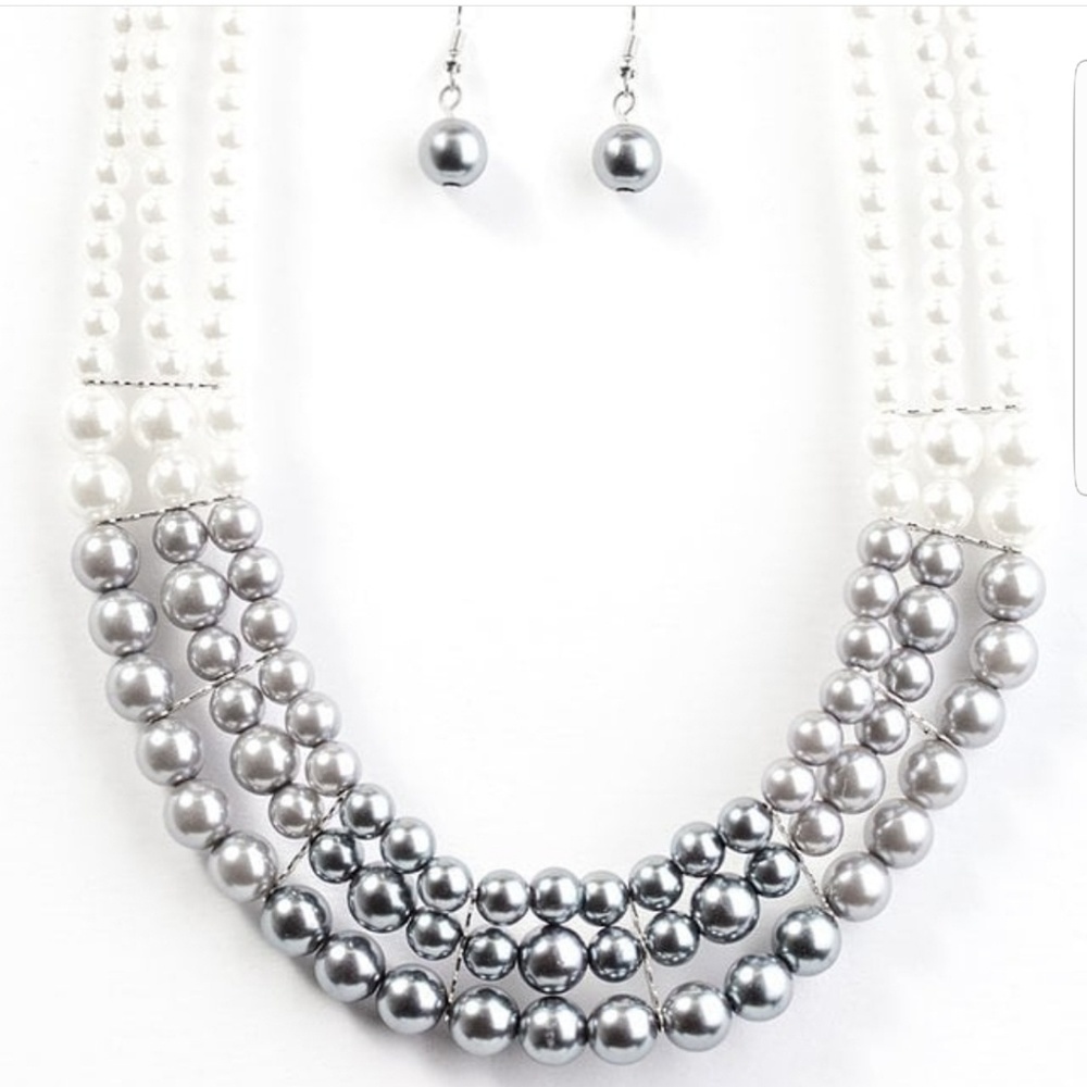 Necklace and earring set